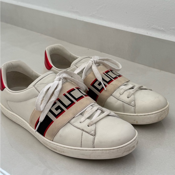 Gucci Men’s White Sneakers with Logo Band - Picture 1 of 7
